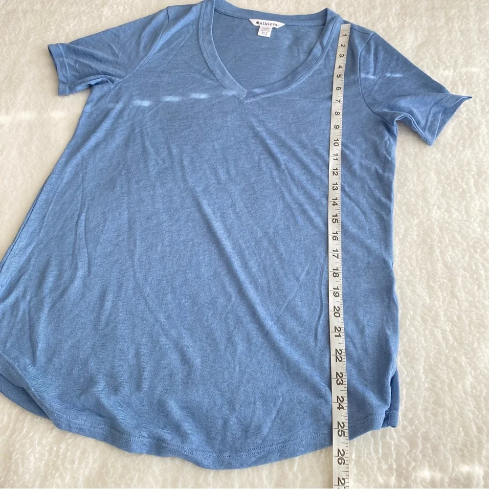 Athleta NWOT Women's V-neck Short Sleeve T-Shirt, Blue, Size S/T - Picture 5 of 6